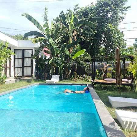 White Sands Resort Gili Trawangan Exterior photo