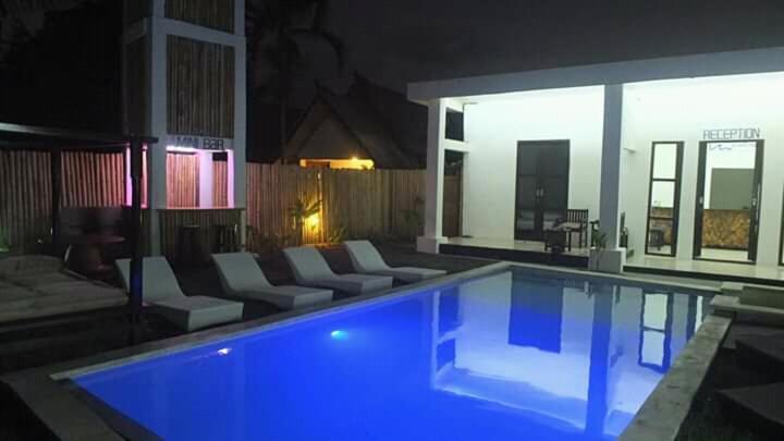 White Sands Resort Gili Trawangan Exterior photo